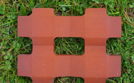 包頭草坪磚的優(yōu)點(diǎn)和前景是什么？