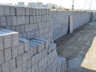 透水磚存放現場(chǎng)